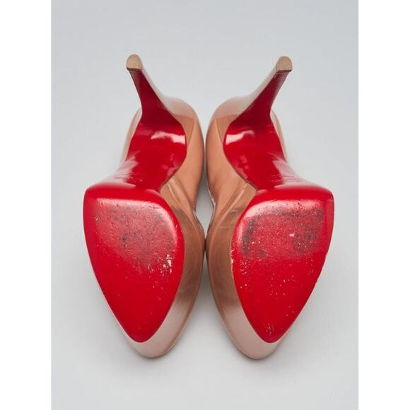 Christian Louboutin Victoria beige patent leather pumps 38.5 EU - Picture 4 of 4